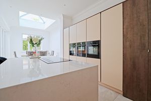 Kitchen- click for photo gallery